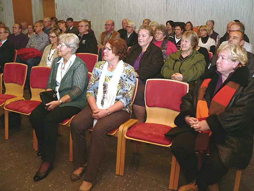 Teilnehmer der ersten Demografiemesse Teilnehmer der ersten Demografiemesse